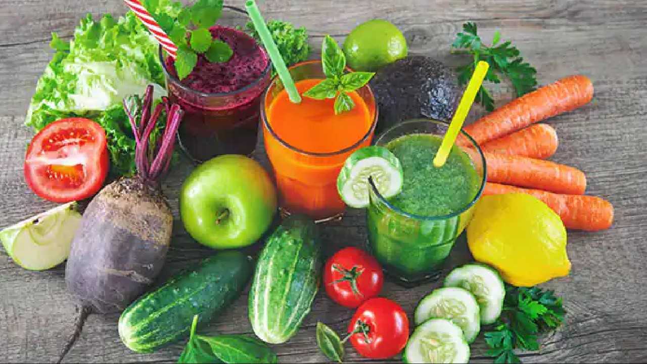 Summer Health Tips: बढ़ती गर्मी में खुद को राहत देने के लिए अपनी डाइट में शामिल करने ये सब्जियां