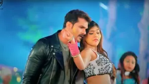 Bhojpuri Holi Song: Khesari Lal Yadav-Akshara Singh की जोड़ी ने किया कमाल, धूम मचा रहा है 'पिठईया' सॉन्ग