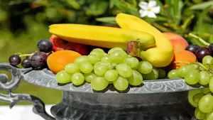 दुबलेपन से हैं परेशान तो इन फलों से मिलेगी मदद, जल्द बढ़ने लगेगा वजन